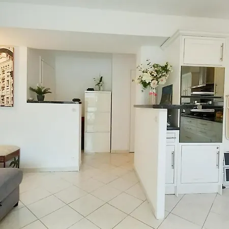 Le Fragonard Apartment *